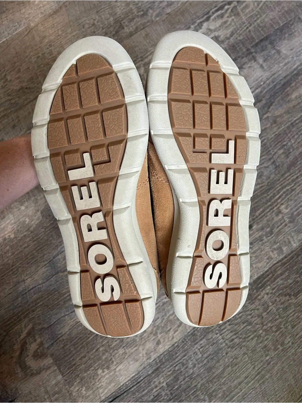 Sorel Explorer Joan camel leather waterproof boots